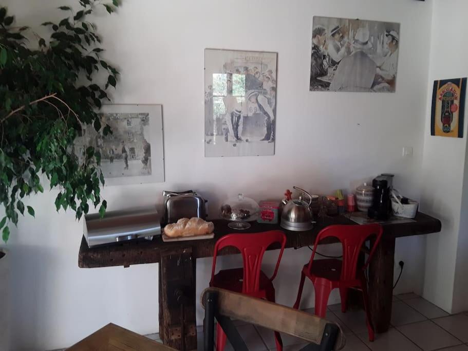 La Suite De Garlone Aujargues Bagian luar foto